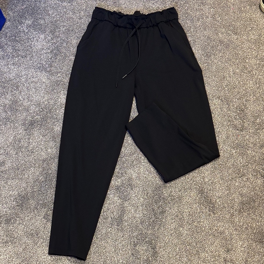 Lululemon black pants